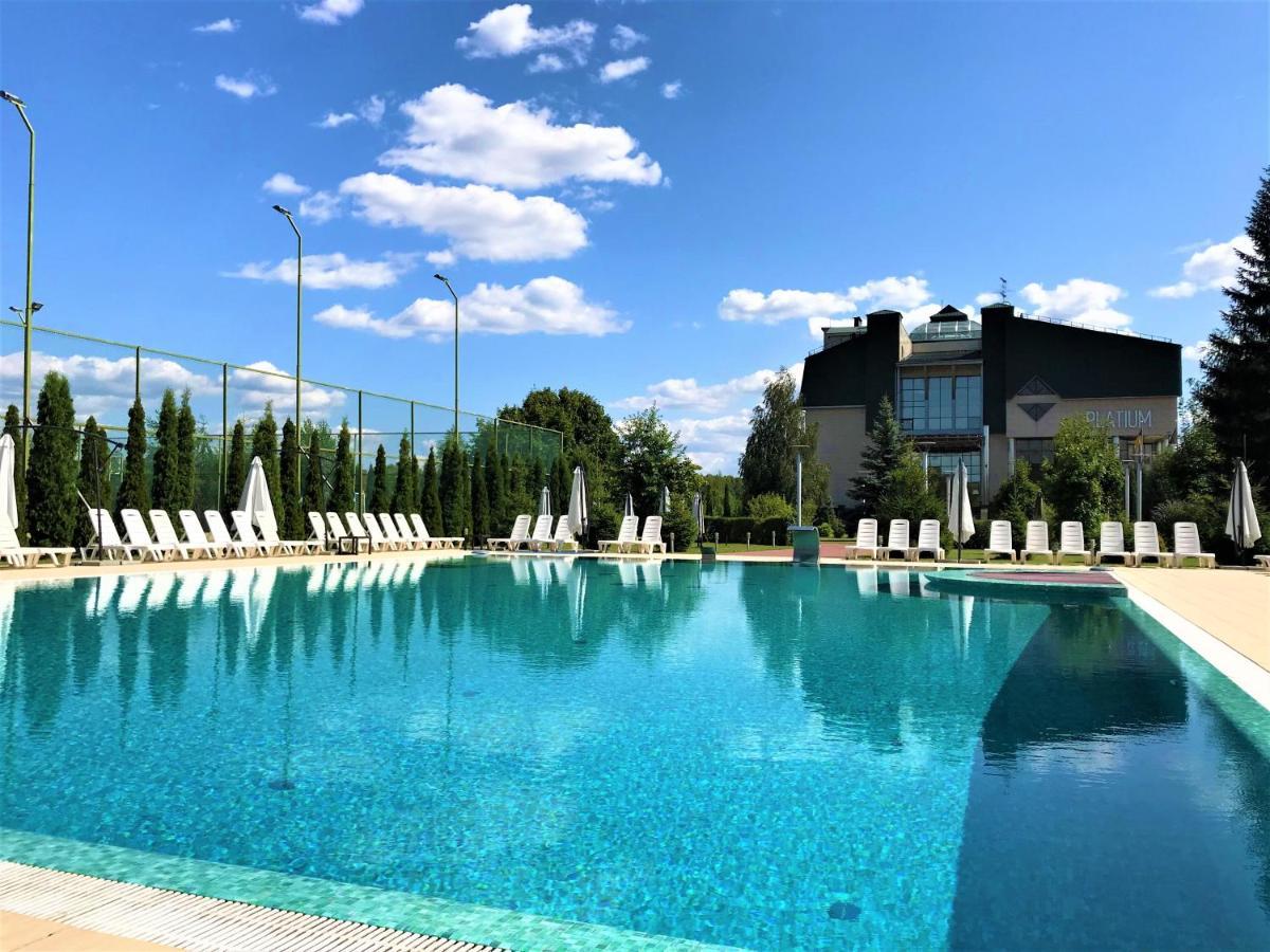 Platium Spa&Resort Kozyn Exterior foto
